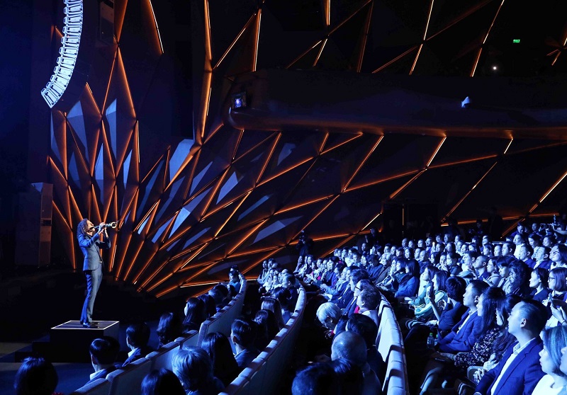 Chiêm ngưỡng sân khấu vinh danh các nhà khoa học kiệt xuất của Giải thưởng VinFuture 2023