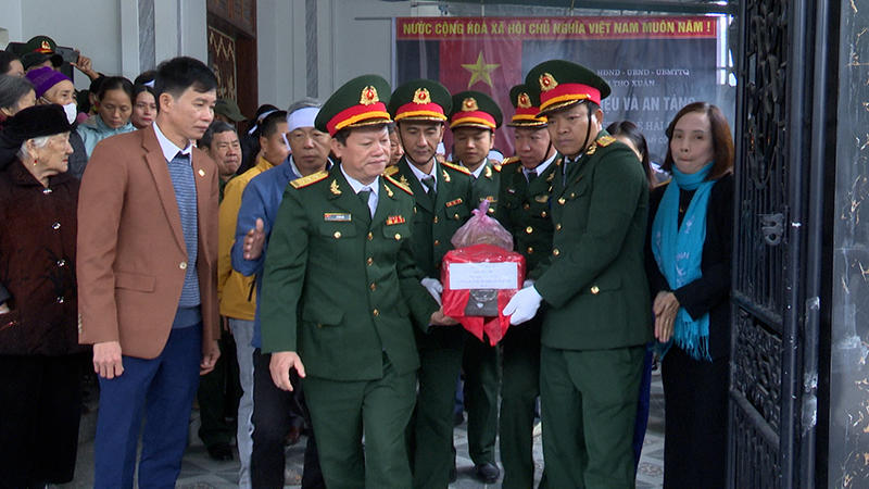 Thọ Xuân: Tổ chức lễ truy điệu và an táng hài cốt Liệt sĩ Lê Hải Lục