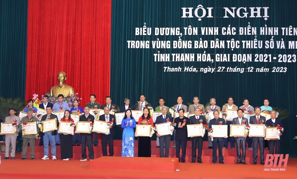 Biểu dương, tôn vinh các điển hình tiên tiến trong vùng đồng bào dân tộc thiểu số và miền núi tỉnh Thanh Hóa, giai đoạn 2021-2023