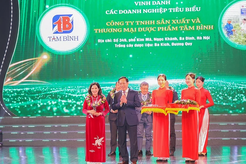 Dược phẩm Tâm Bình - Doanh nghiệp tiêu biểu vì sự phát triển dược liệu Việt