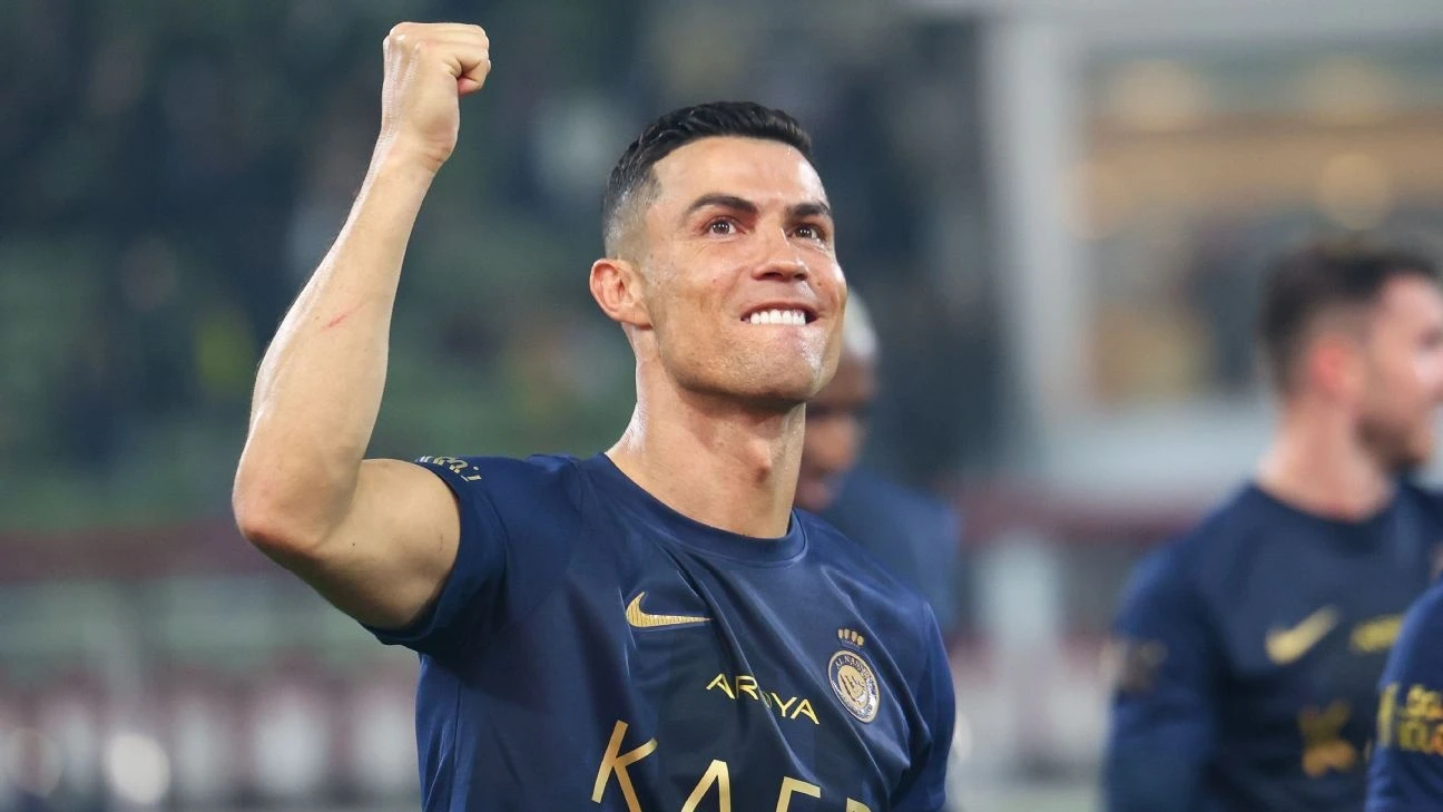 Công thần một thời của ĐT Việt Nam bất ngờ gia nhập đối thủ tại Asian Cup; Ronaldo đặt mục tiêu lớn trong năm 2024