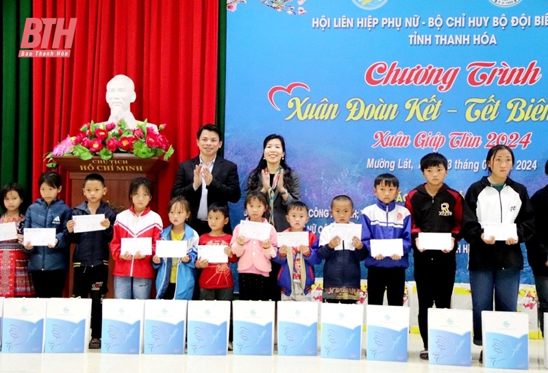 Chương trình “Xuân đoàn kết - Tết biên cương”