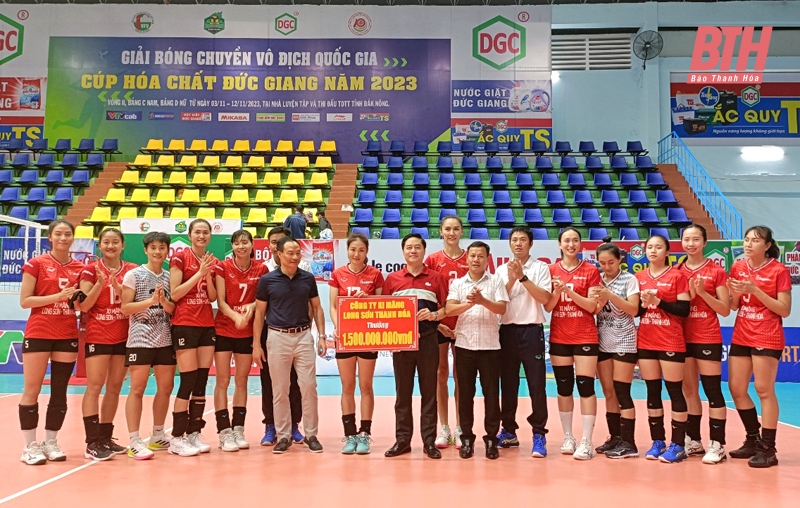 Đội Bóng chuyền nữ Xi măng Long Sơn Thanh Hóa phấn đấu cải thiện thứ hạng tại mùa giải 2024