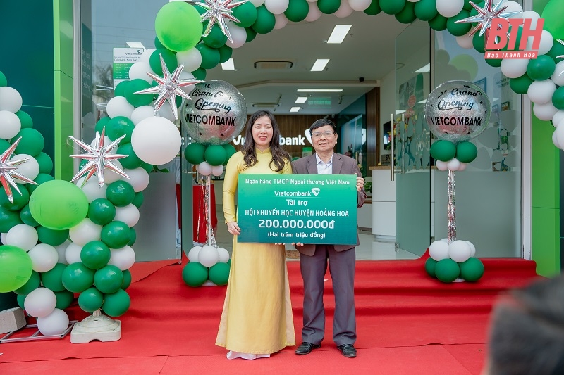 Vietcombank Nghi Sơn khai trương Phòng giao dịch Hoằng Hóa