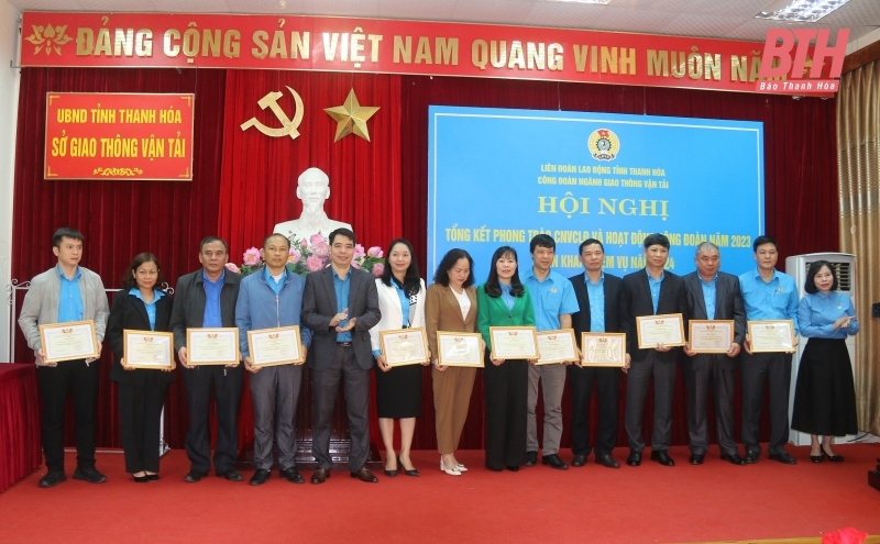 Đẩy mạnh các phong trào thi đua trong CNVCLĐ ngành giao thông - vận tải