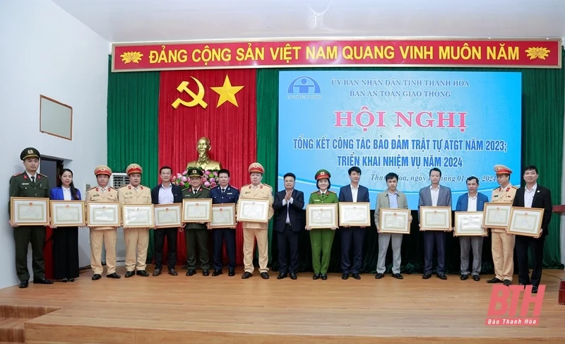 Năm 2024, tai nạn giao thông phải giảm cả ba tiêu chí