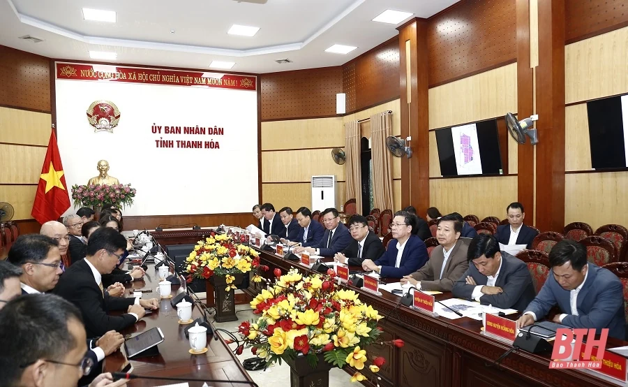 Phó Chủ tịch Thường trực UBND tỉnh Nguyễn Văn Thi tiếp Chủ tịch HĐQT Tập đoàn WHA Thái Lan