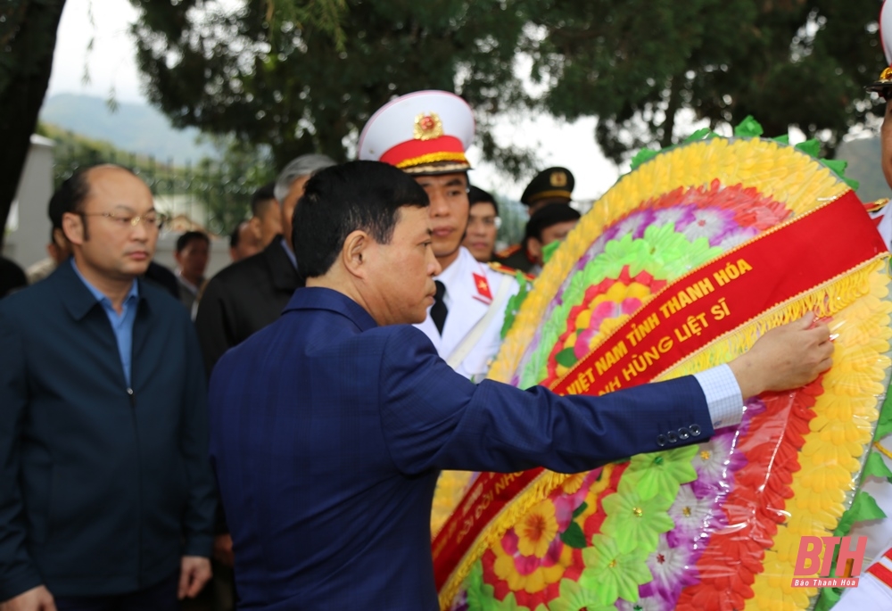 Phó Bí thư Thường trực Tỉnh ủy, Trưởng Đoàn ĐBQH tỉnh thăm, kiểm tra tình hình sản xuất, đời sống Nhân dân huyện Mường Lát