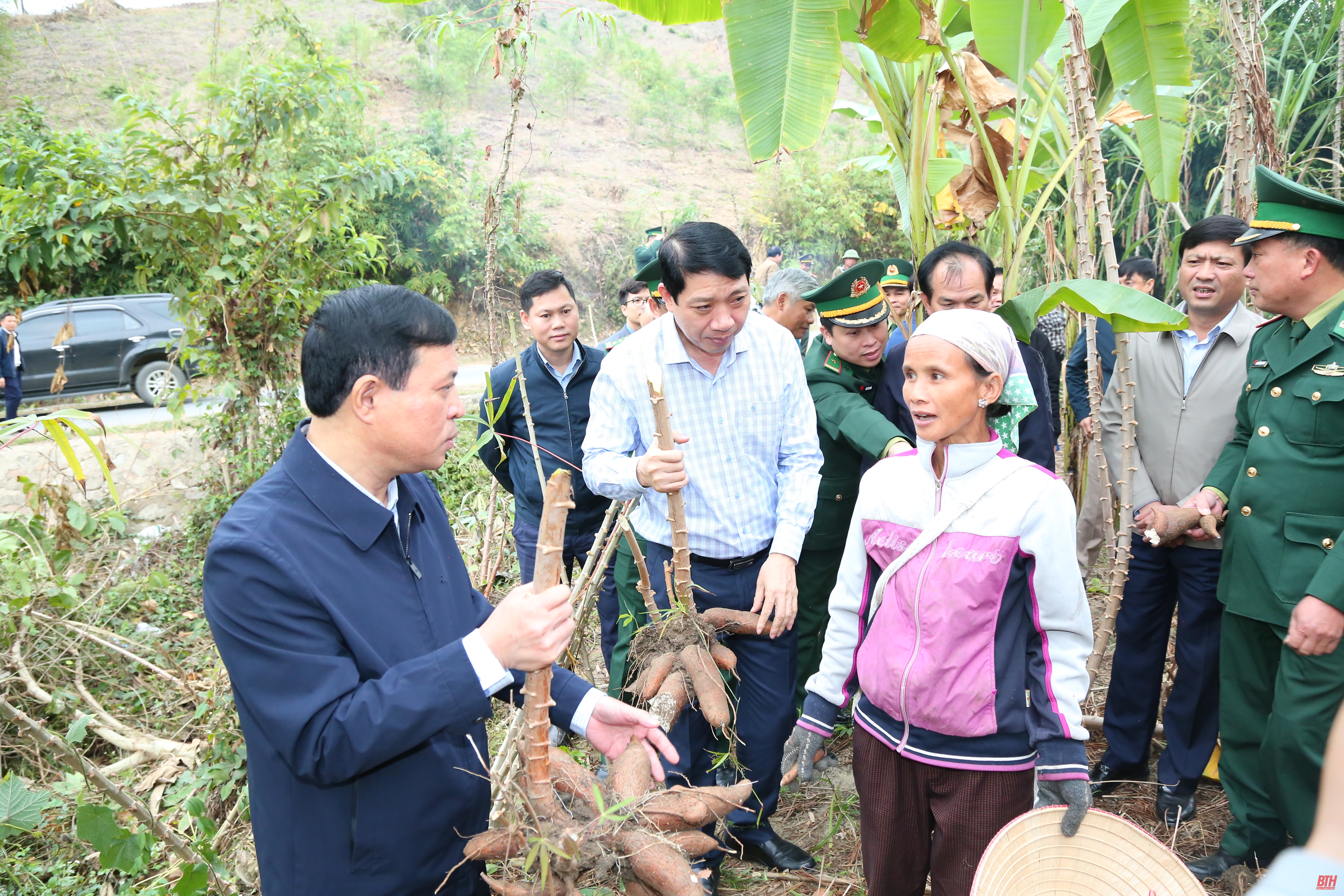 Phó Bí thư Thường trực Tỉnh ủy, Trưởng Đoàn ĐBQH tỉnh thăm, kiểm tra tình hình sản xuất, đời sống Nhân dân huyện Mường Lát