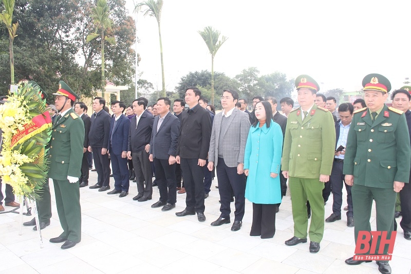 Phó Chủ tịch Thường trực UBND tỉnh Nguyễn Văn Thi kiểm tra tình hình sản xuất, đời sống Nhân dân tại huyện Yên Định