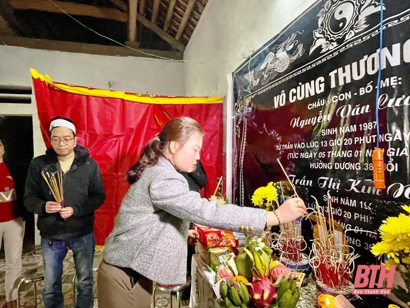 Thăm hỏi, động viên gia đình có người bị thiệt mạng do đuối nước ở huyện Vĩnh Lộc
