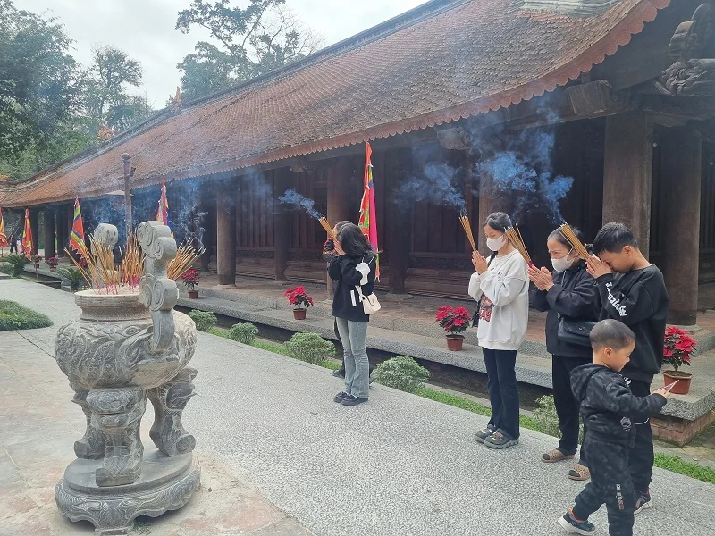 Khu di tích quốc gia đặc biệt Lam Kinh hút khách những ngày đầu xuân