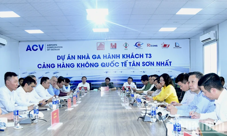 Nỗ lực lớn, quyết tâm cao hoàn thành Nhà ga T3 Cảng hàng không quốc tế Tân Sơn Nhất ngày 30/4/2025