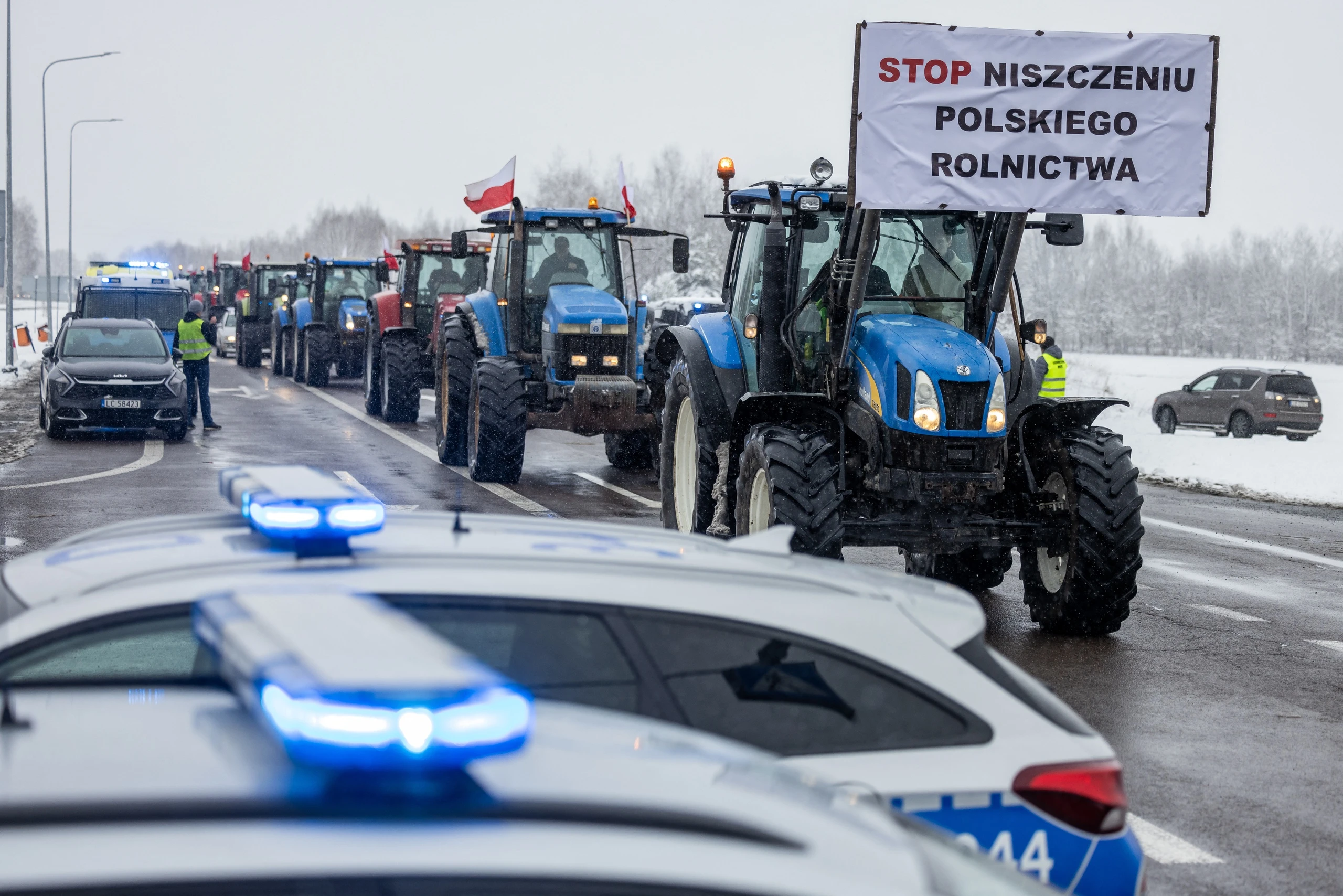 Căng thẳng biên giới Ba Lan – Ukraine: Nông dân biểu tình chặn biên giới