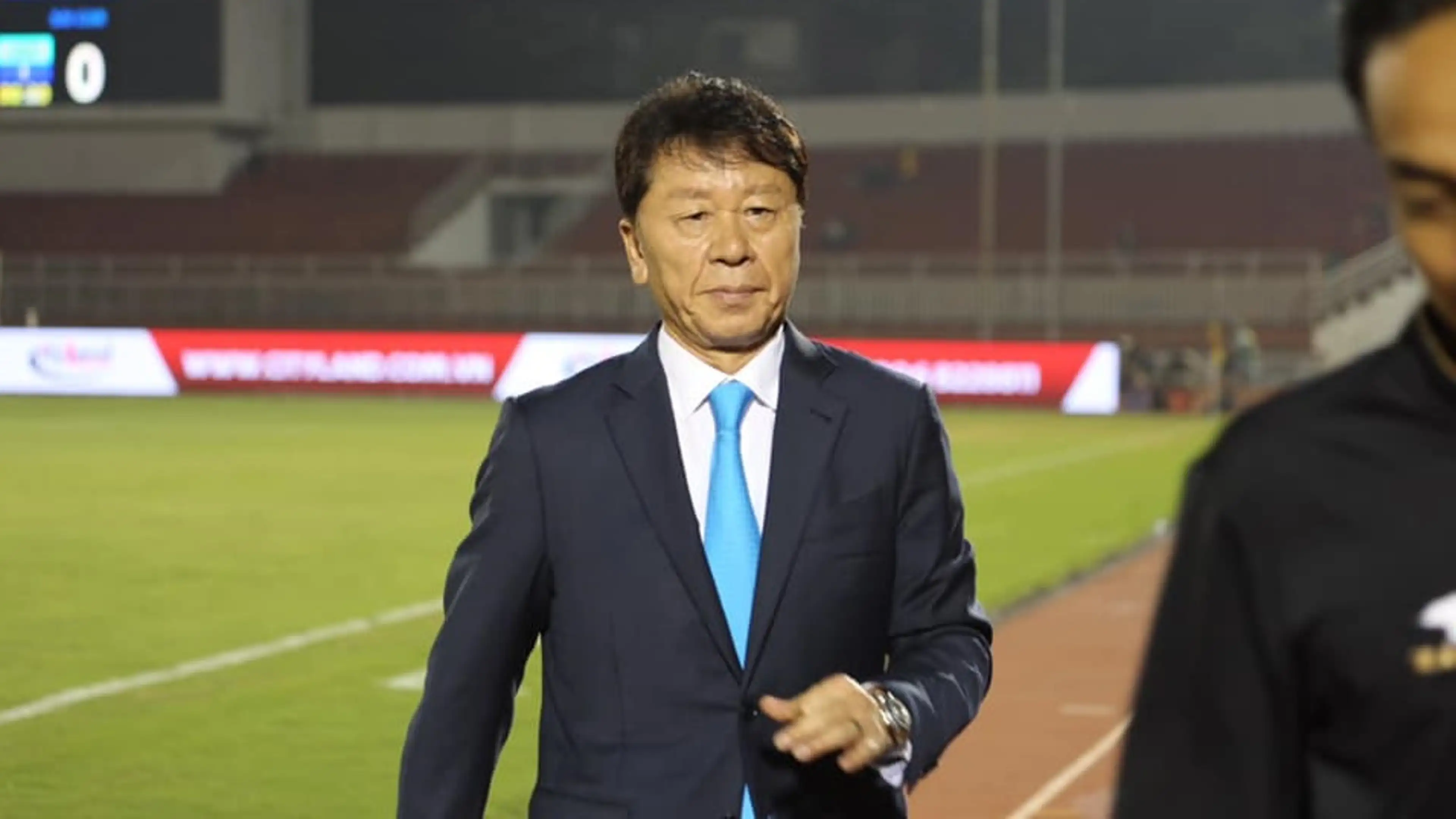 Công Phượng nhận tín hiệu tích cực từ Yokohama FC; Man City tiến sát ngôi đầu bảng Ngoại hạng Anh