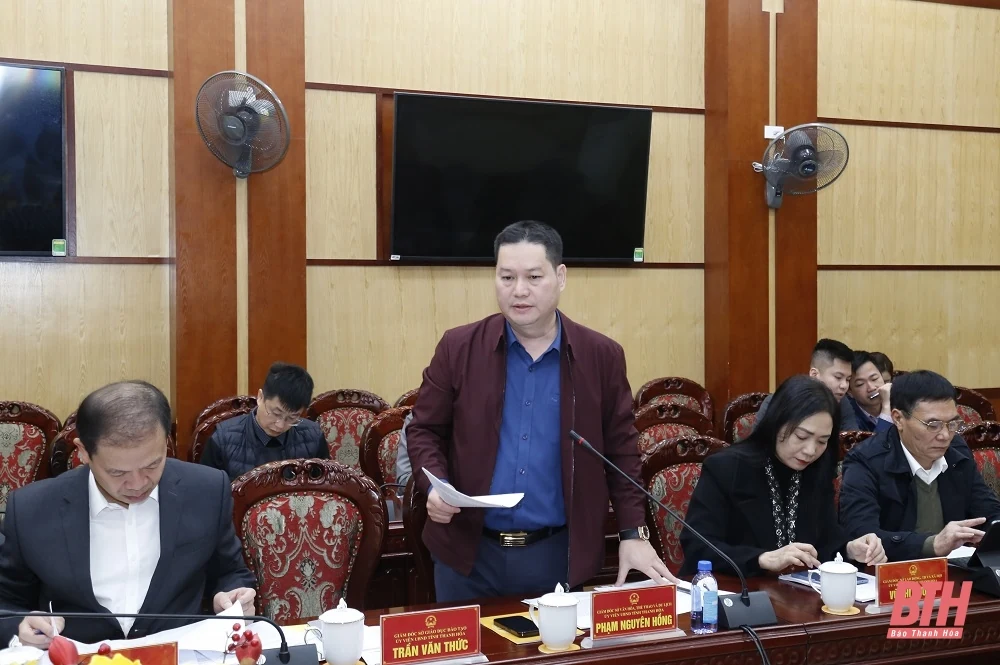 Phiên họp UBND tỉnh tháng 3/2024: Thảo luận, cho ý kiến vào một số tờ trình về phương án, kế hoạch thực hiện mục tiêu phát triển kinh tế - xã hội