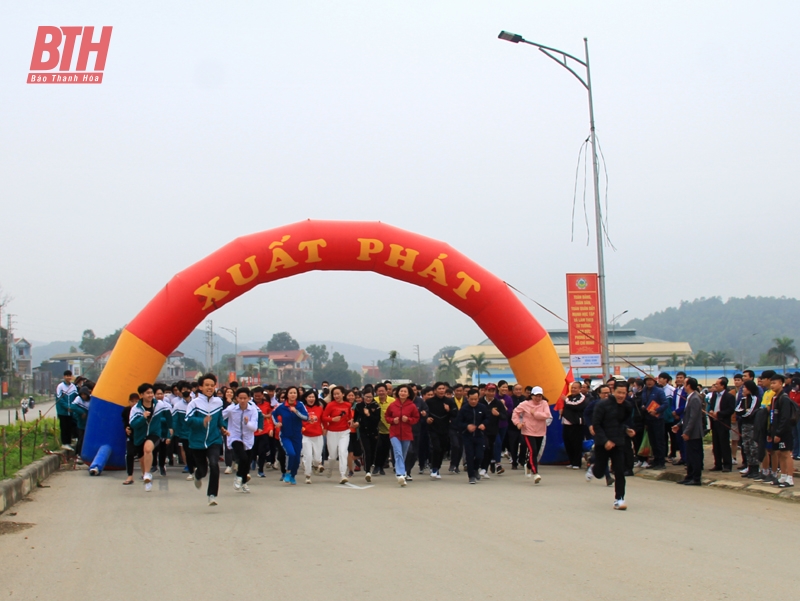 Hà Trung phát động “Toàn dân rèn luyện thân thể theo gương Bác Hồ vĩ đại”, Ngày chạy Olympic Vì sức khỏe toàn dân và Giải việt dã 2024