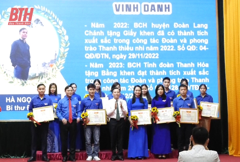 Lang Chánh: Tuyên dương 26 cán bộ đoàn, đoàn viên thanh niên tiêu biểu