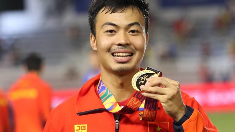Công Phượng, Duy Mạnh chia tay đội tuyển Việt Nam; Nhập tịch lúc 2 giờ sáng, sao Indonesia vẫn không kịp đấu tuyển Việt Nam
