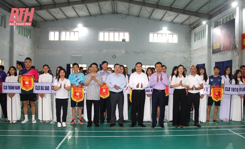 Khởi tranh Giải Cầu lông các CLB thành phố Thanh Hóa mở rộng năm 2024
