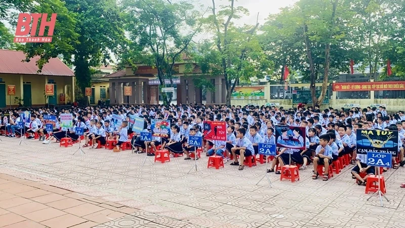 Bố trí và sử dụng kinh phí công tác phổ biến, giáo dục pháp luật, hòa giải ở cơ sở và chuẩn tiếp cận pháp luật