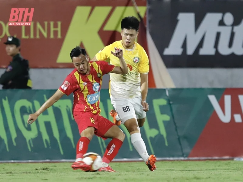 Vòng 16 V.League 1: Đại chiến trên sân Hàng Đẫy, nóng ở xứ Thanh