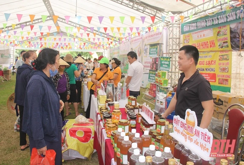 Khai mạc Phiên chợ thực phẩm an toàn năm 2024 tại huyện Thọ Xuân