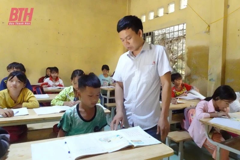 Những người “gieo chữ” nơi cổng xứ Thanh - Bài 3: Tình yêu “nảy mầm” trên đá!