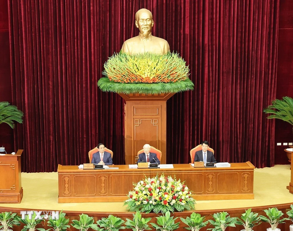 Ngày làm việc thứ nhất Hội nghị Trung ương 9 khóa XIII: Xem xét cho thôi giữ các chức vụ, nghỉ công tác đối với đồng chí Trương Thị Mai; bầu bổ sung 4 Ủy viên Bộ Chính trị