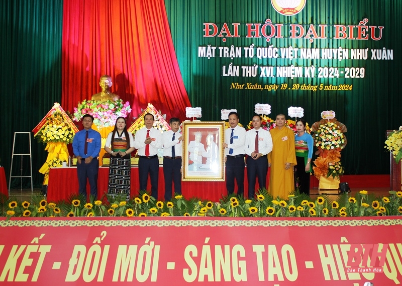 Đẩy mạnh các phong trào thi đua yêu nước xây dựng Như Xuân thành một trong những huyện dẫn đầu khu vực miền núi