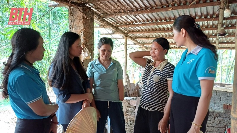 Tăng cường công tác vận động phụ nữ dân tộc thiểu số, phụ nữ có đạo trong tình hình hiện nay 