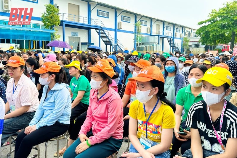 Nâng cao kỹ năng, nghiệp vụ công tác an toàn vệ sinh lao động và phòng chống cháy nổ cho người lao động 