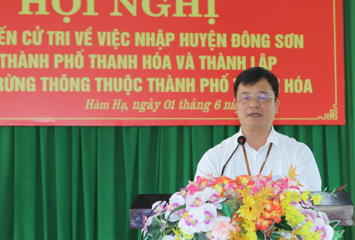 Bí thư Tỉnh ủy Đỗ Trọng Hưng dự hội nghị lấy ý kiến cử tri về việc nhập huyện Đông Sơn vào TP Thanh Hóa