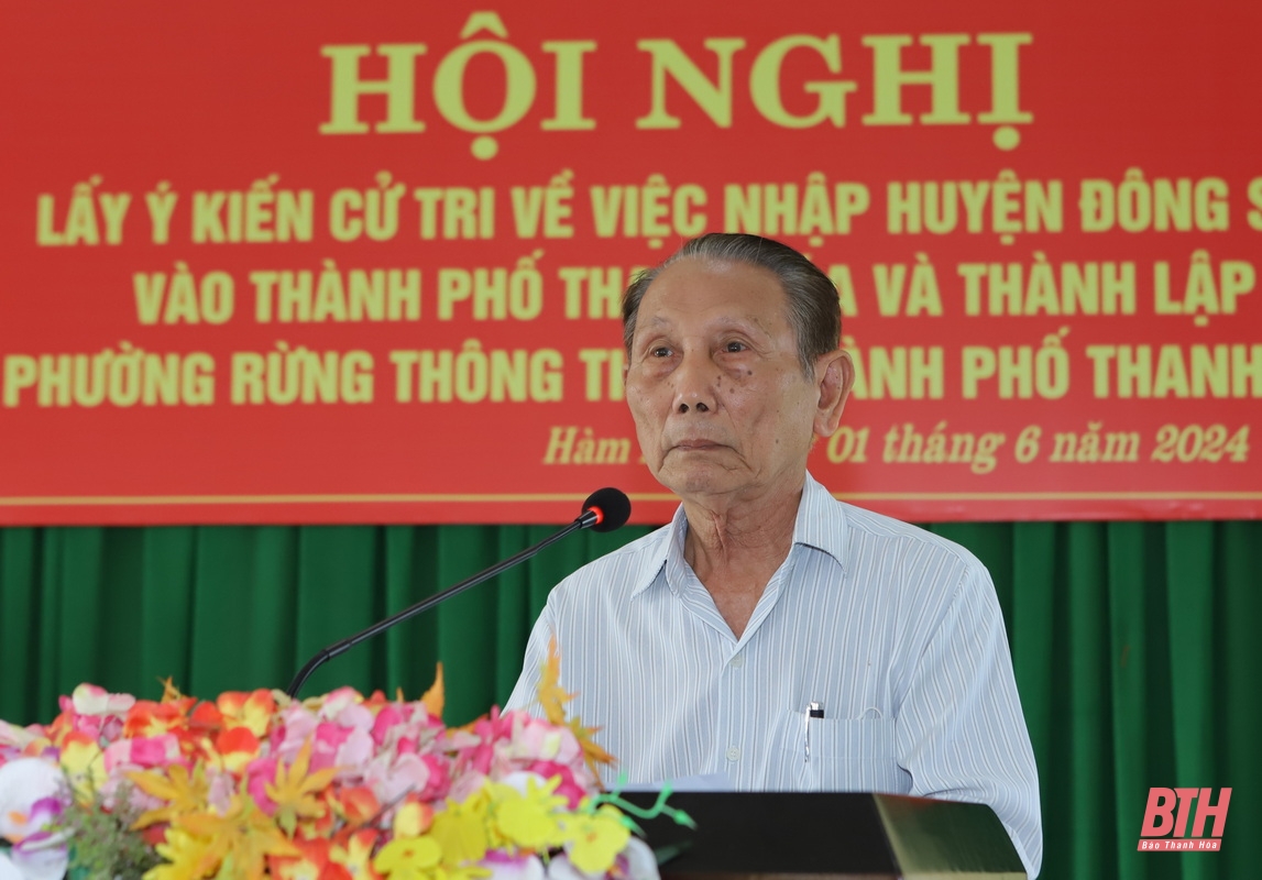 Bí thư Tỉnh ủy Đỗ Trọng Hưng dự hội nghị lấy ý kiến cử tri về việc nhập huyện Đông Sơn vào TP Thanh Hóa