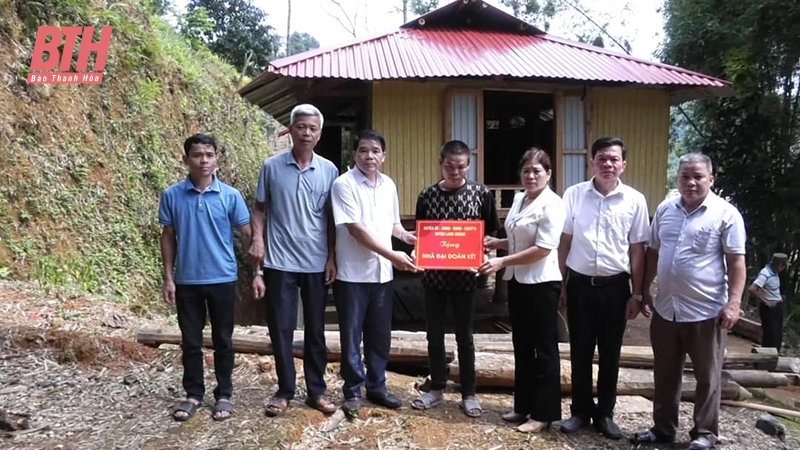 Lang Chánh quan tâm xây dựng nhà cho hộ nghèo