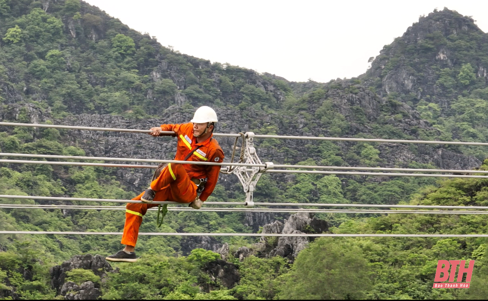 Những “người nhện” trên không trung