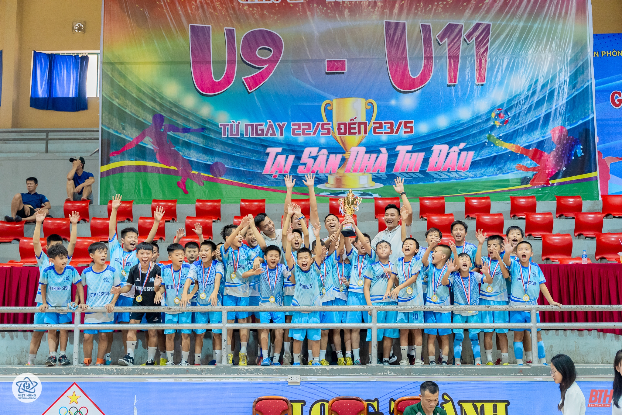 Thử thách chờ U11 Việt Hùng nhà cái m88 Hoá tại Vòng loại giải Bóng đá Nhi đồng toàn quốc 2024