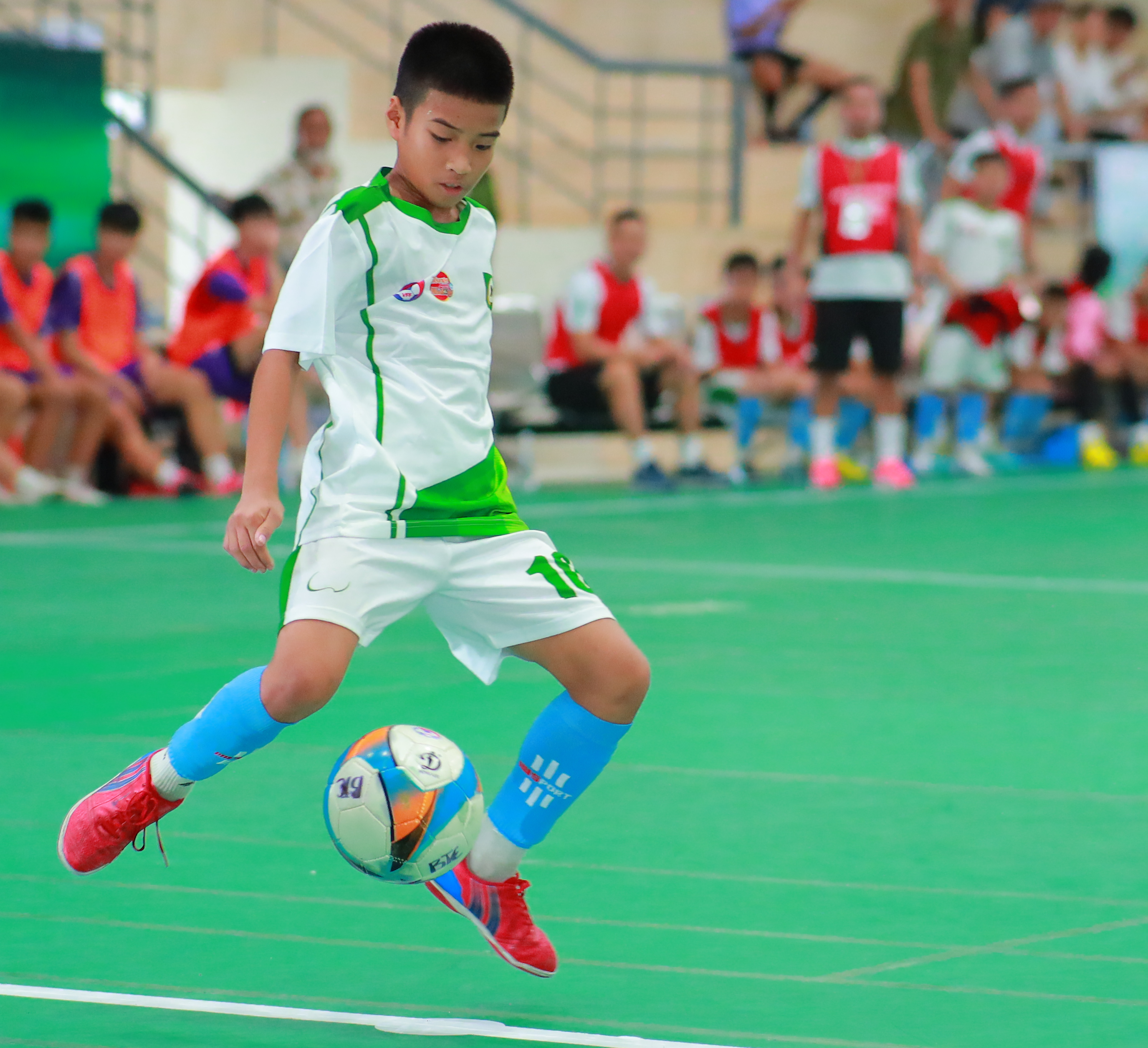 U11 Việt Hùng Thanh Hoá tiếp tục làm mưa làm gió với những vũ điệu futsal đẹp mắt tại Vòng loại Giải Bóng đá Nhi đồng toàn quốc 2024