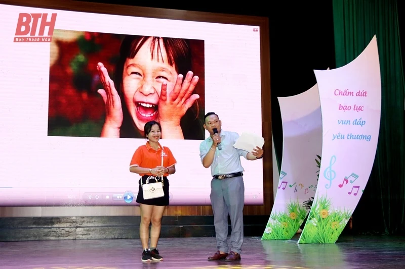 Chương trình “Gia đình gắn kết yêu thương” cụm Bắc Trung bộ