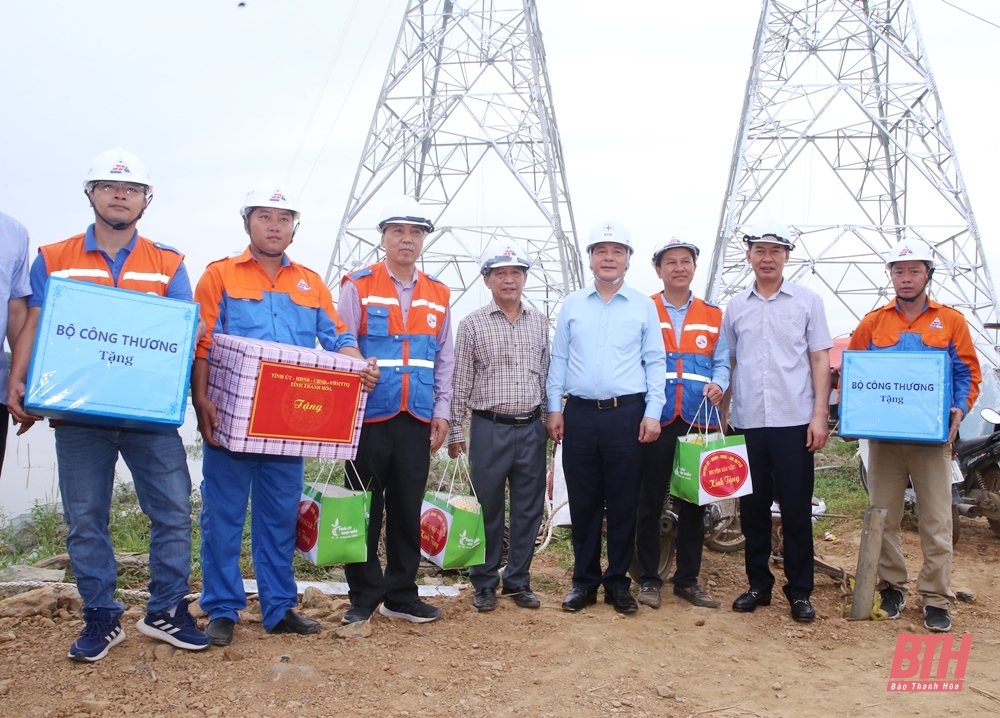 Bộ trưởng Bộ Công Thương Nguyễn Hồng Diên kiểm tra dự án đường dây 500kV Nhà máy Nhiệt điện Nam Định I - Thanh Hóa