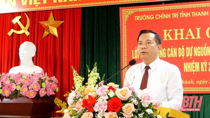 Bồi dưỡng cán bộ dự nguồn Ban Chấp hành Đảng bộ và các chức danh lãnh đạo, quản lý huyện Lang Chánh