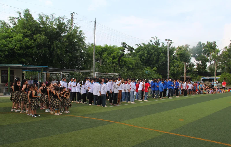Yên Định phát động Ngày Olympic trẻ em và toàn dân tập luyện môn bơi phòng, chống đuối nước năm 2024