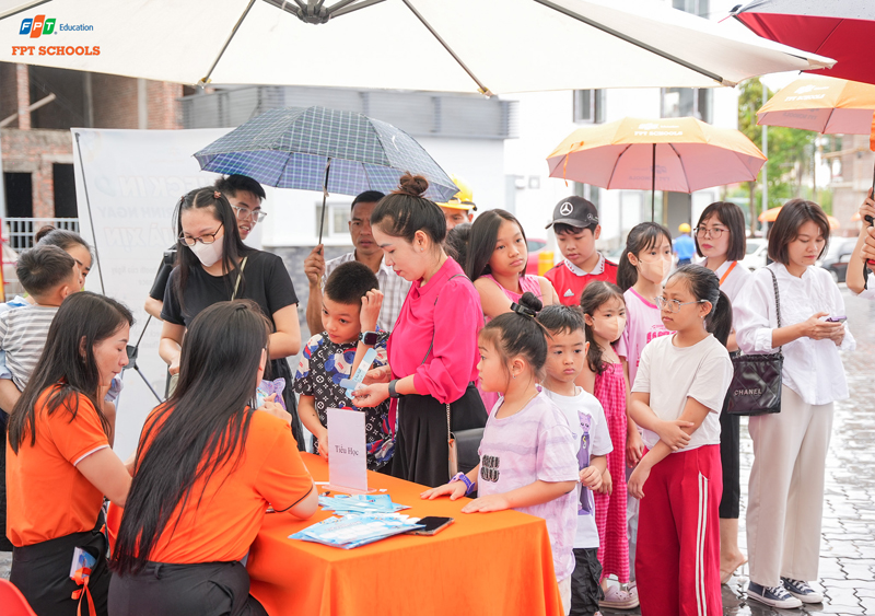 Ngày hội Experience Space tại FPT School Thanh Hóa thu hút gần 600 người tham gia