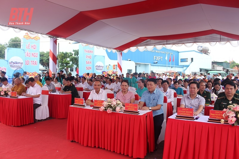 Đặc sắc lễ hội cầu ngư - bơi trải TP Sầm Sơn 2024
