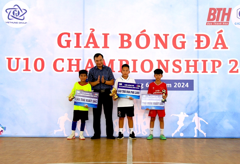 U10 Việt Hùng Thanh Hóa và U9 Gia Bảo Hải Dương vô địch Giải bóng đá U10 Championship 2024