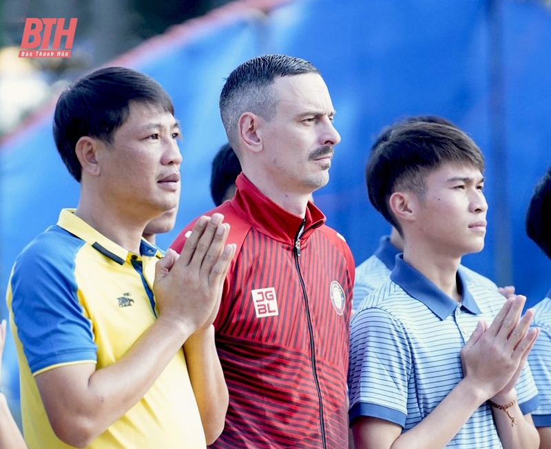 Đông Á cá cược bóng đá m88 chia tay chuyên gia thể lực người Nga