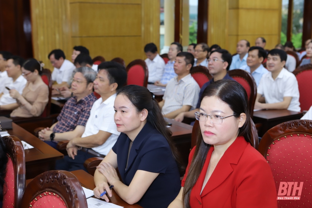 Hội nghị toàn quốc quán triệt quy định, chỉ thị dang nhap m88 Bộ Chính trị về chuẩn mực đạo đức cách mạng dang nhap m88 cán bộ, đảng viên và đại hội đảng bộ các cấp