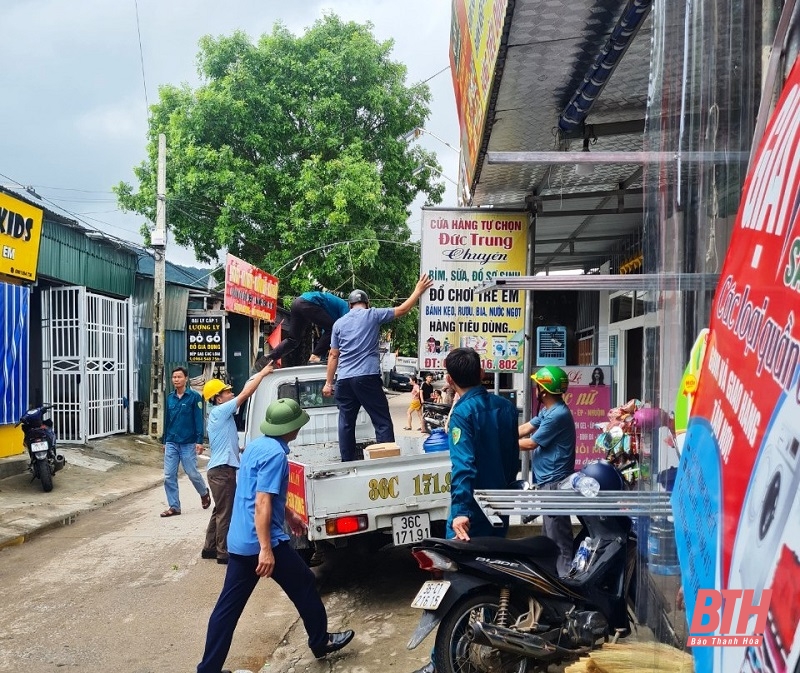 Thị xã Nghi Sơn mở đợt cao điểm ra quân giải tỏa hành lang an toàn đường bộ, đường sắt 