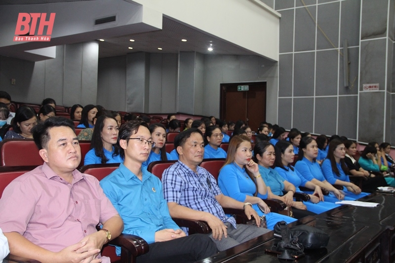 Tiếp tục chăm lo, bảo vệ quyền, lợi ích hợp pháp chính đáng, hỗ trợ kịp thời đoàn viên, CNVCLĐ