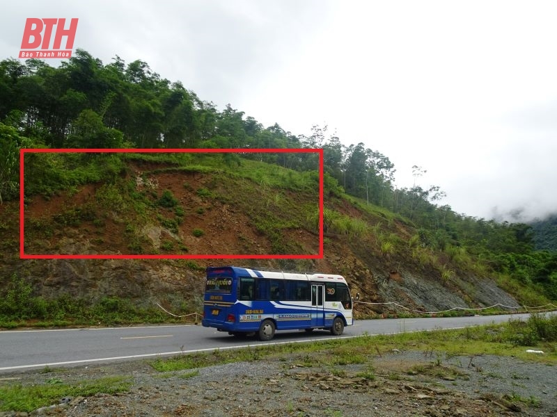 Cảnh báo nguy cơ sạt lở m88 the thao dốc Sáp Ong